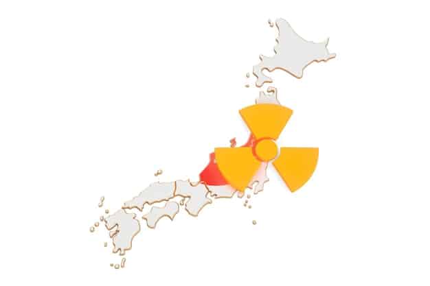 A map of Japan showing the location of nuclear power plants, indicating which ones are currently operational, under review, or decommissioned.